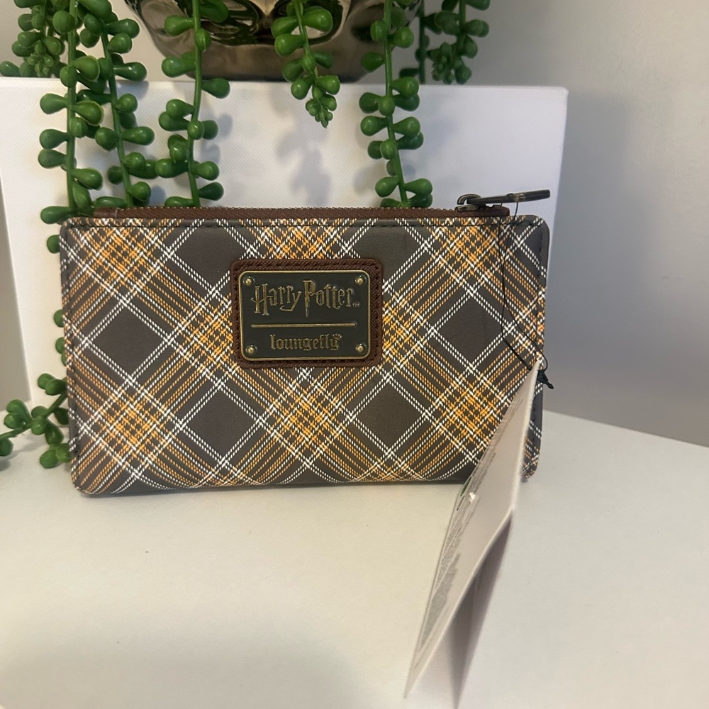 Loungefly Harry Potter Hufflepuff Plaid Pattern Faux Leather Wallet - Picture 2 of 8